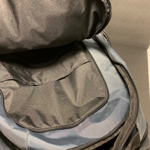Targus Laptop Backpack-Like New - Picture 12 of 12